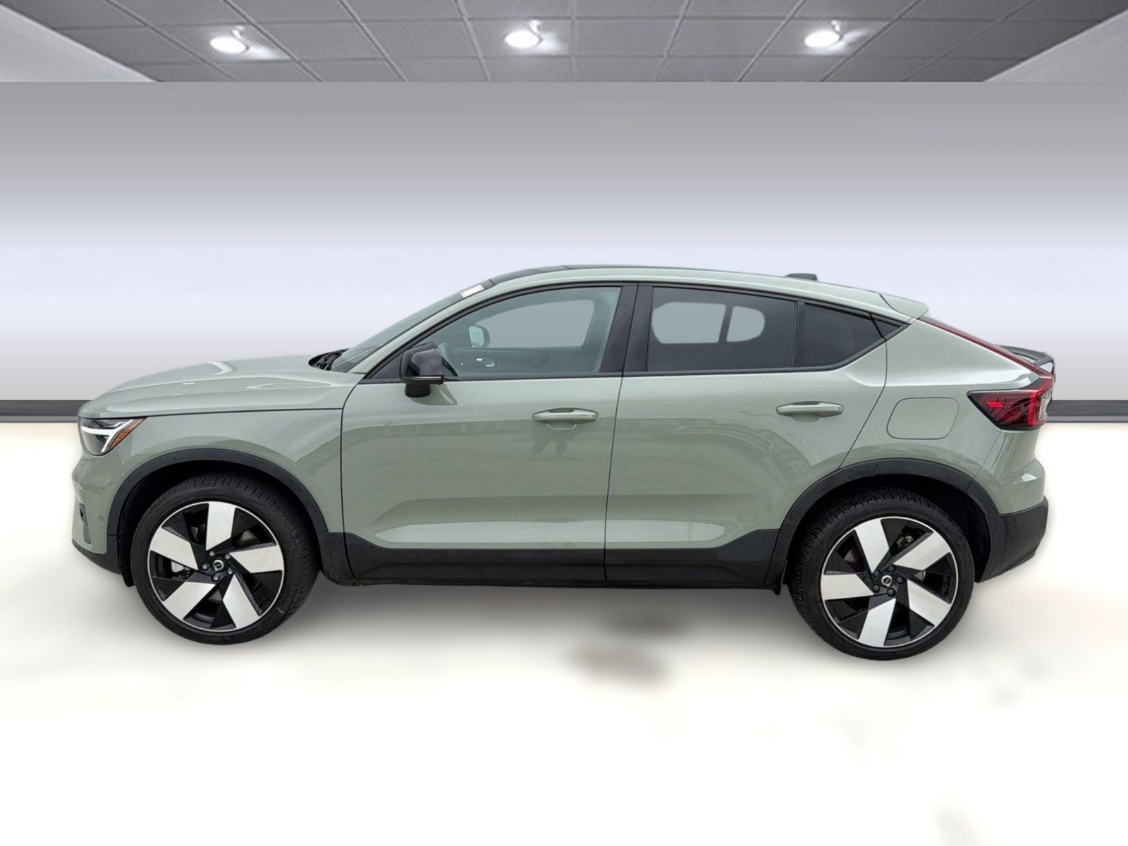 Used 2023 Volvo C40 P8 Recharge Ultimate w/ Protection Package Premier AWD/4WD video 2
