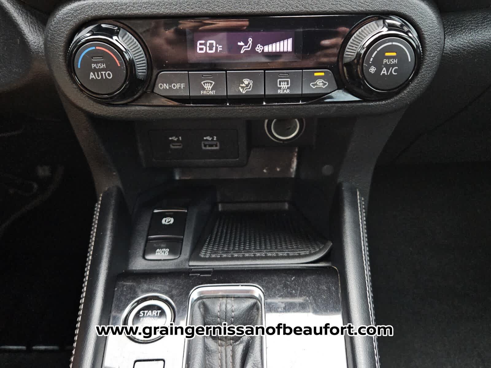 Used 2023 Nissan Kicks SR FWD image 10