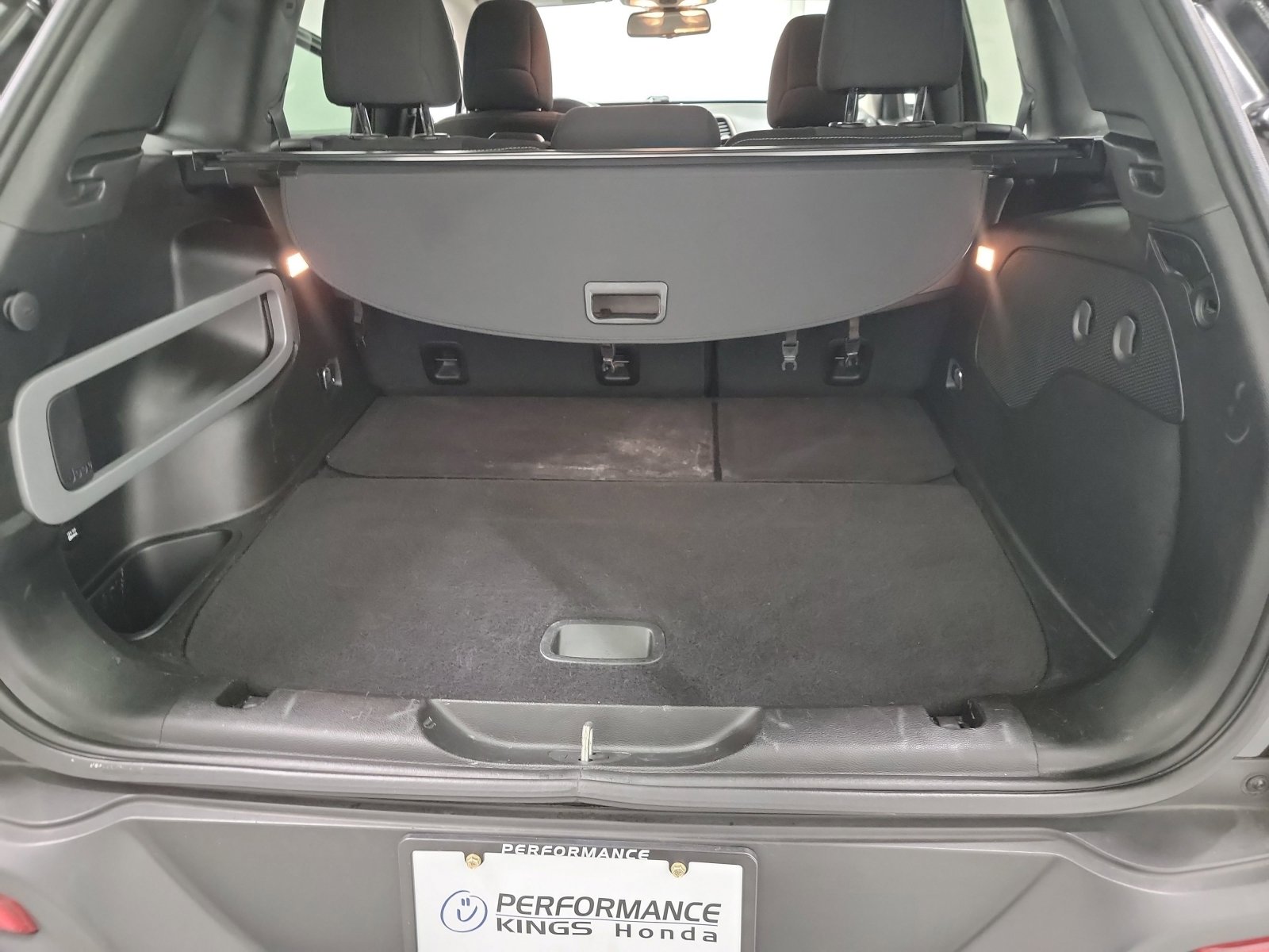 Used 2017 Jeep Cherokee Latitude w/ Safety/Convenience Group image 25