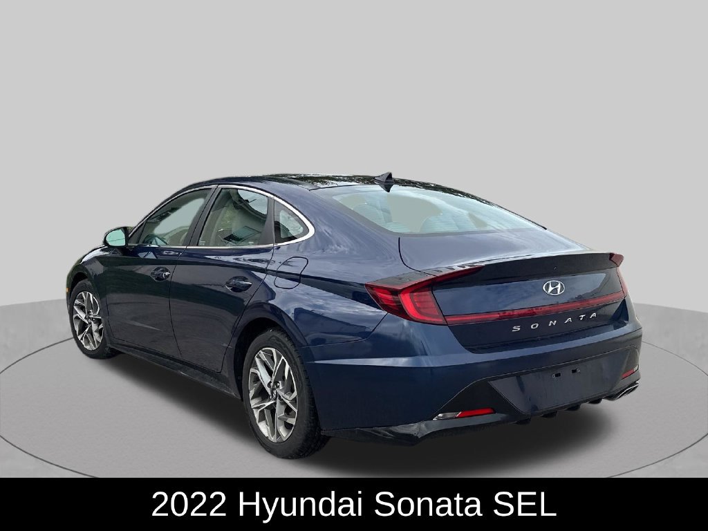 Used 2022 Hyundai Sonata SEL w/ Convenience Package FWD image 3