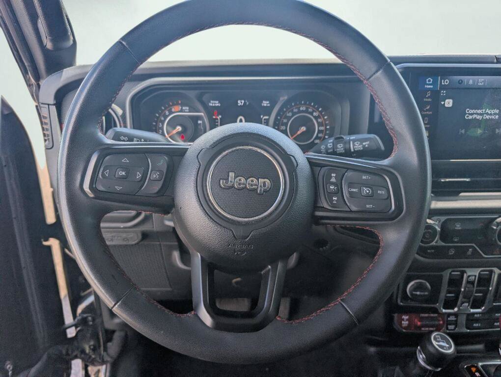 Used 2024 Jeep Wrangler Unlimited Rubicon AWD/4WD image 12