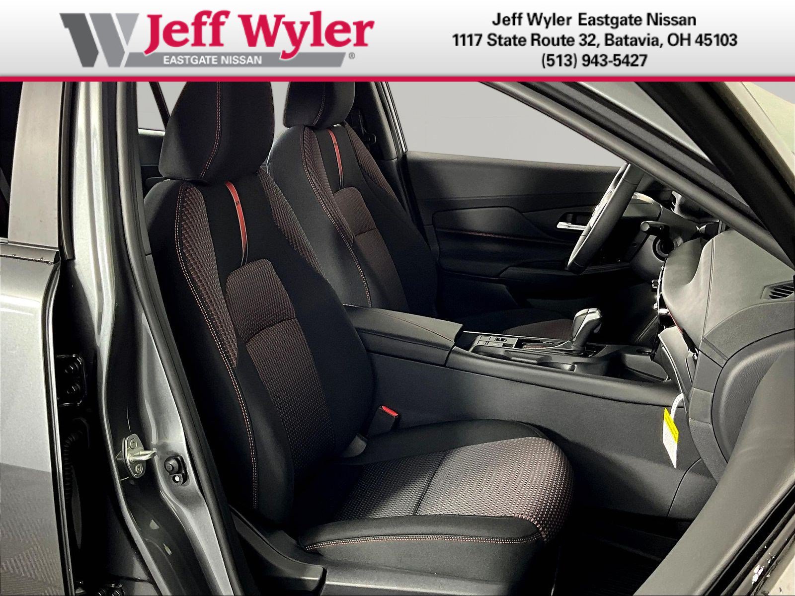 New 2026 Nissan Sentra SR w/ Floor Mat Package FWD image 18