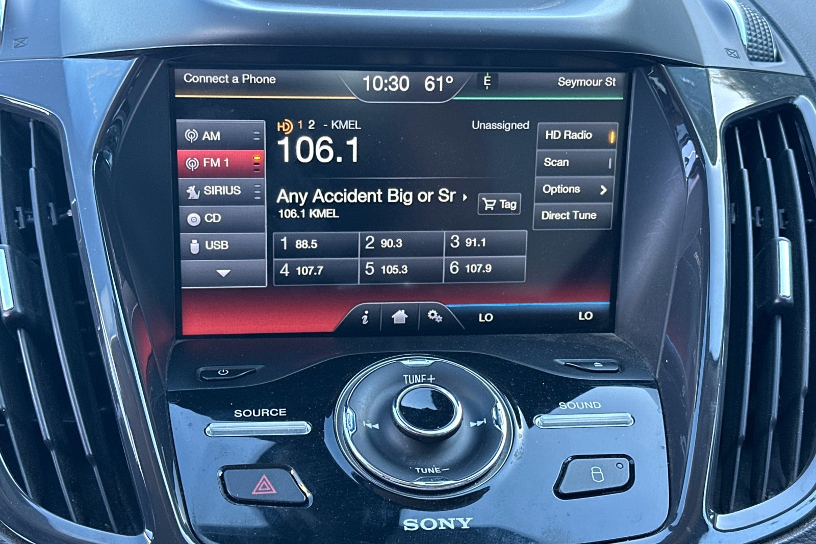 Used 2014 Ford Escape Titanium w/ Equipment Group 401A image 17