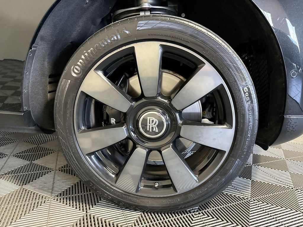 Used 2020 Rolls-Royce Cullinan AWD/4WD image 13
