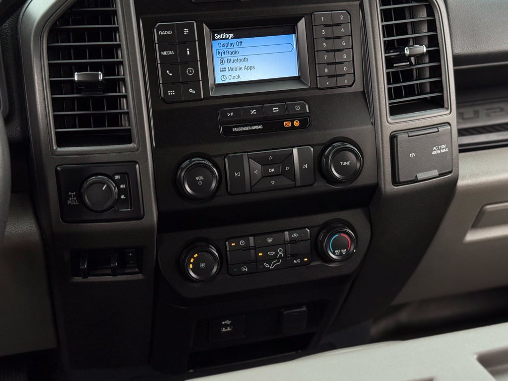 Used 2022 Ford F250 XL w/ Power Equipment Group AWD/4WD image 19