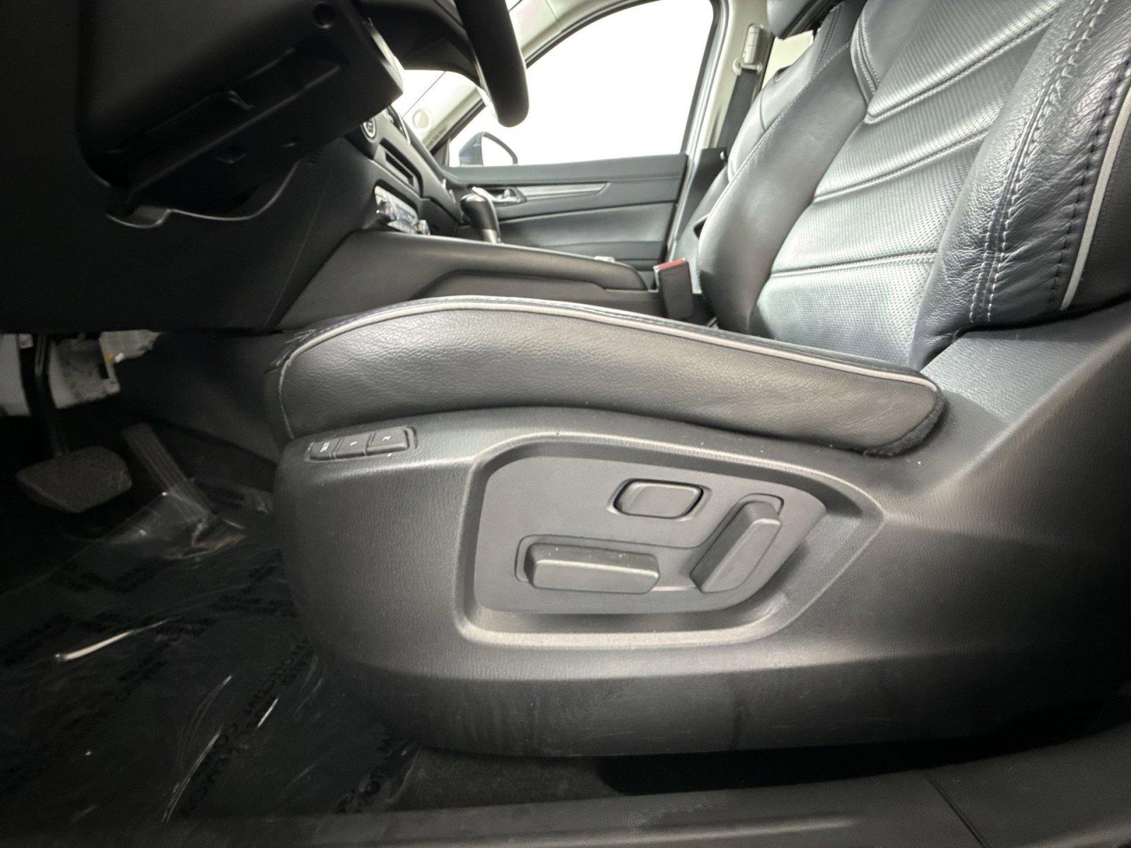 Used 2025 MAZDA CX-5 AWD 2.5 S w/ Preferred Package image 14
