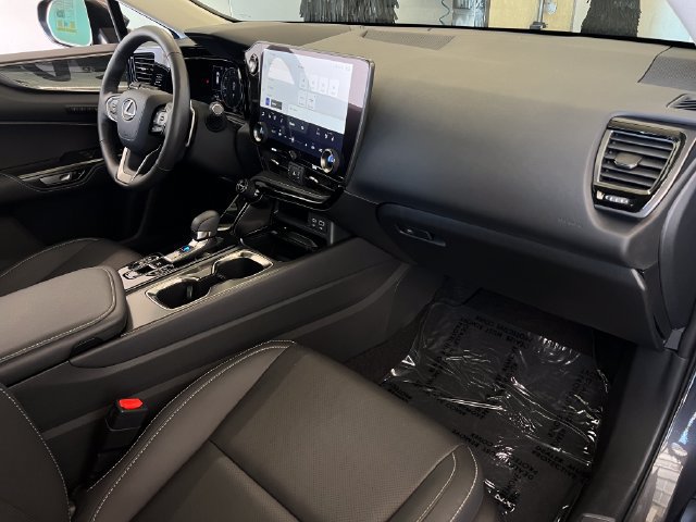 Used 2025 Lexus NX 350 AWD w/ Cold Area Package image 39