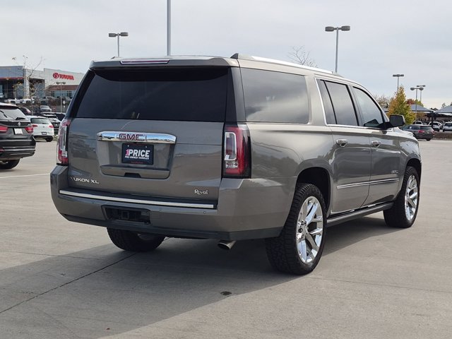 Used 2019 GMC Yukon XL Denali w/ Denali Ultimate Package AWD/4WD image 5