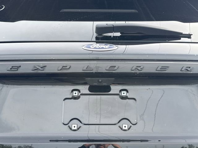 Used 2025 Ford Explorer ST AWD/4WD image 17