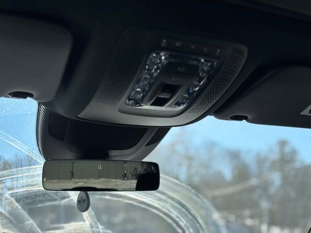 Used 2025 Mercedes-Benz GLE 350 4MATIC image 35