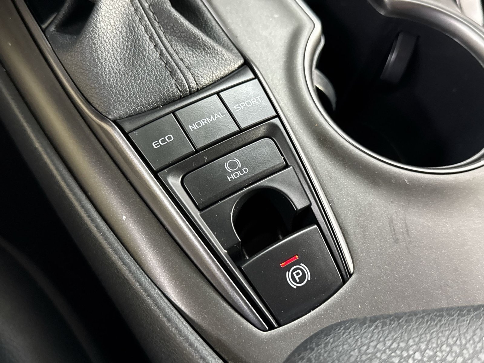 Used 2023 Toyota Camry SE AWD/4WD image 33