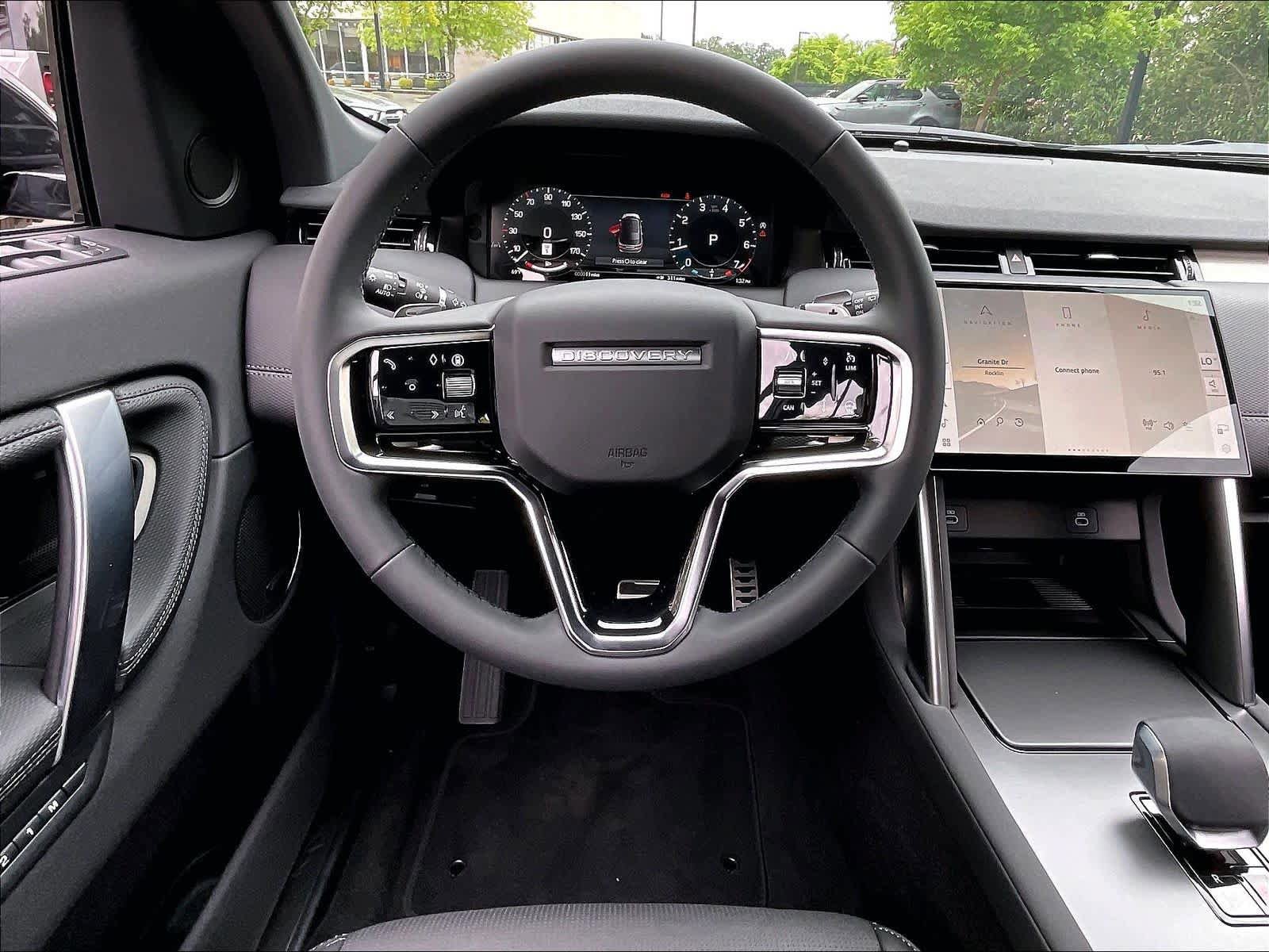 New 2026 Land Rover Discovery Sport Landmark AWD/4WD image 15