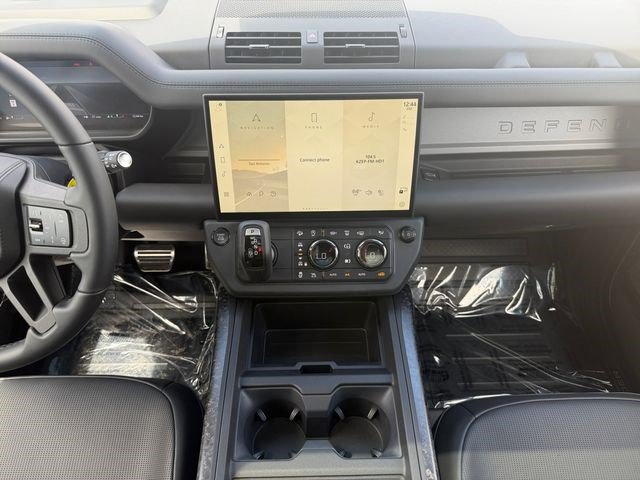 New 2026 Land Rover Defender 110 OCTA AWD/4WD image 15