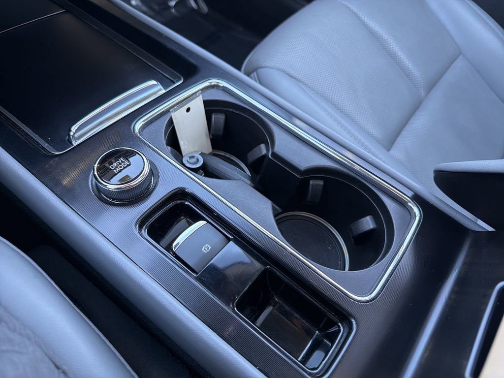 Used 2022 Lincoln Corsair Grand Touring image 28