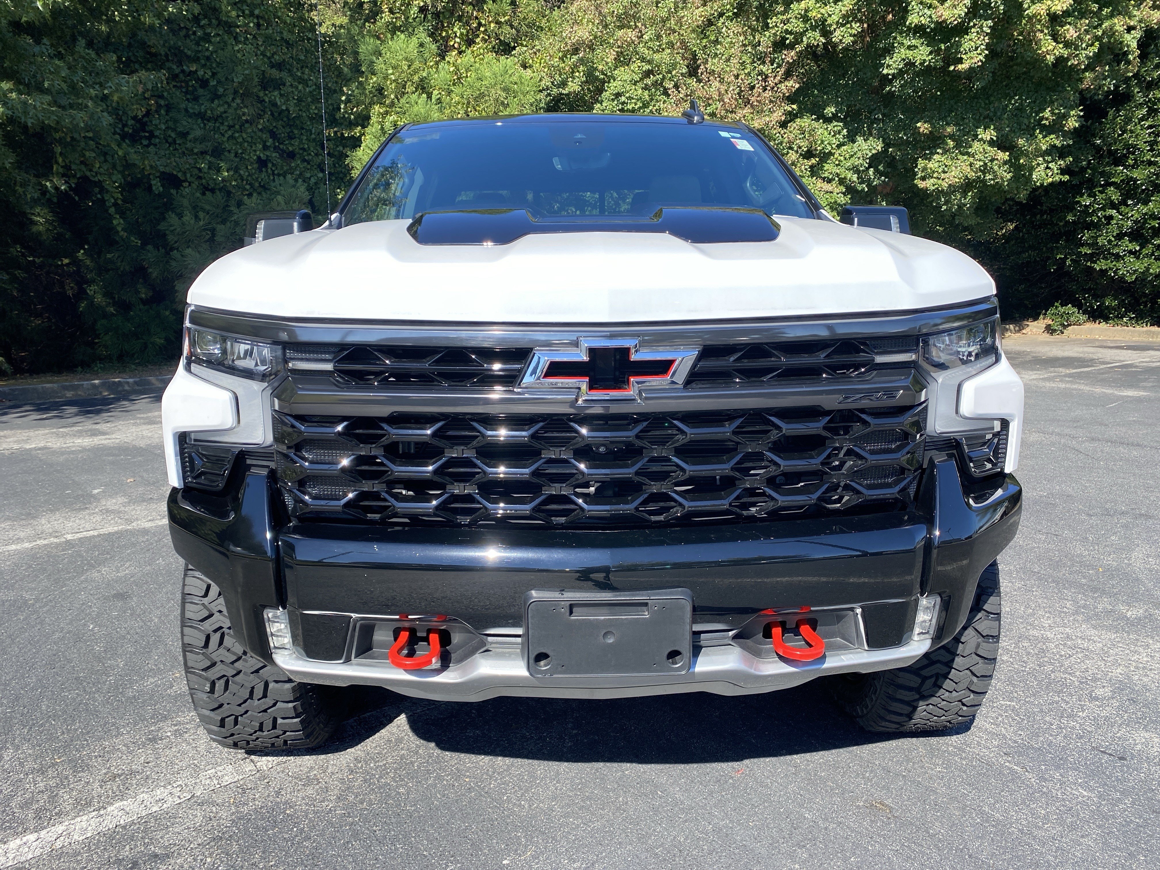 Used 2024 Chevrolet Silverado 1500 ZR2 w/ Technology Package AWD/4WD image 3