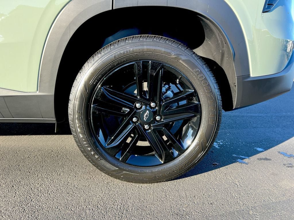 New 2026 Chevrolet Trax ACTIV w/ Sunroof Package FWD image 27