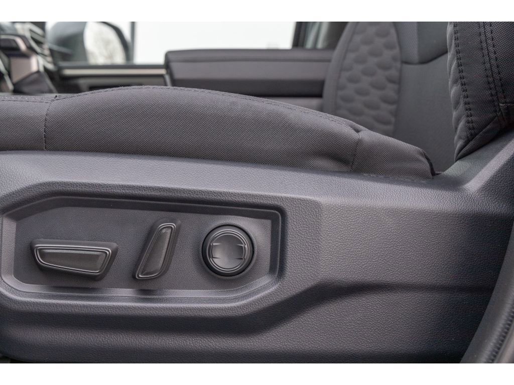 New 2025 Toyota Tundra SR5 image 16