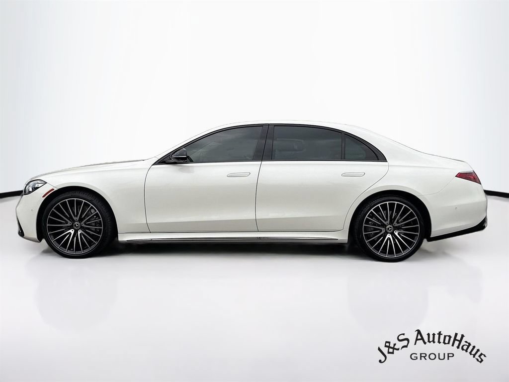Used 2023 Mercedes-Benz S 580 4MATIC Sedan image 4