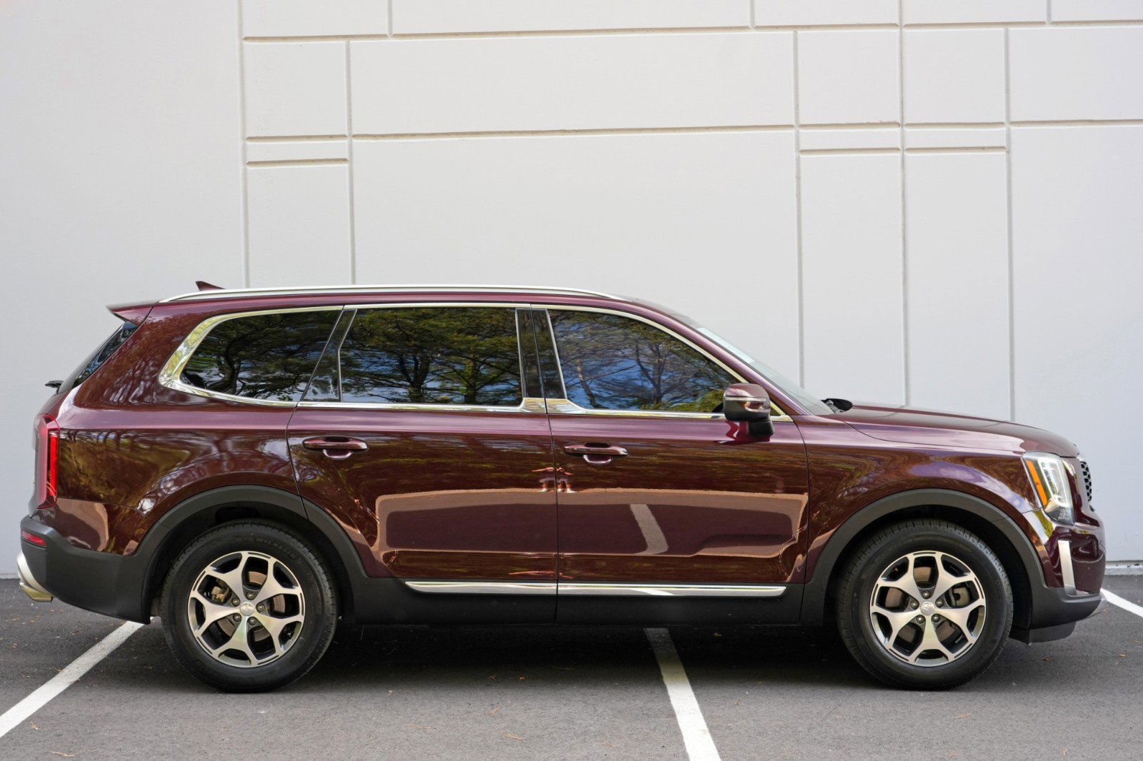 Used 2020 Kia Telluride EX AWD/4WD image 55