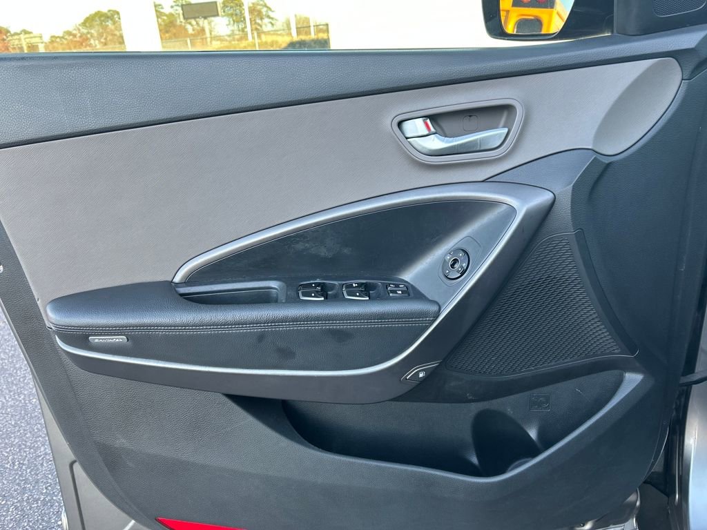 Used 2013 Hyundai Santa Fe Sport image 12