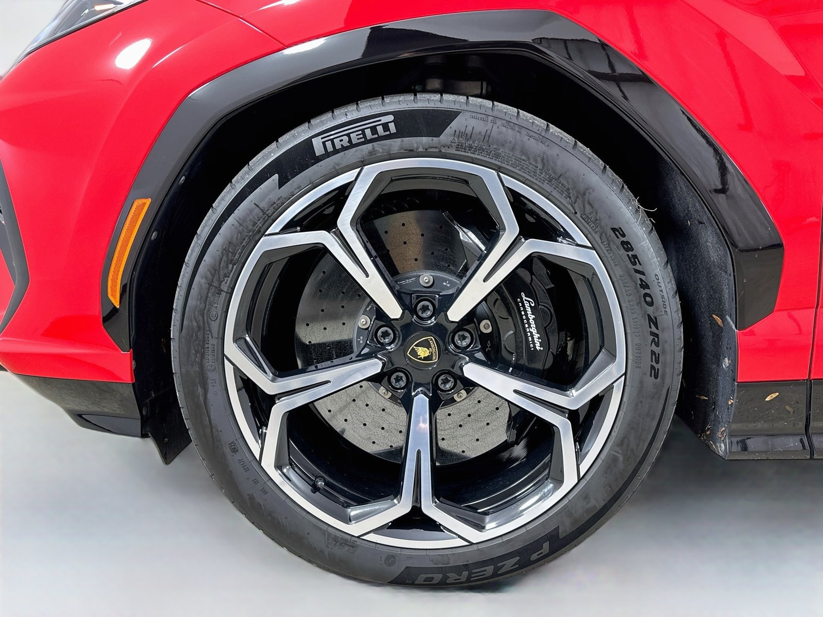 Used 2025 Lamborghini Urus S AWD/4WD image 56