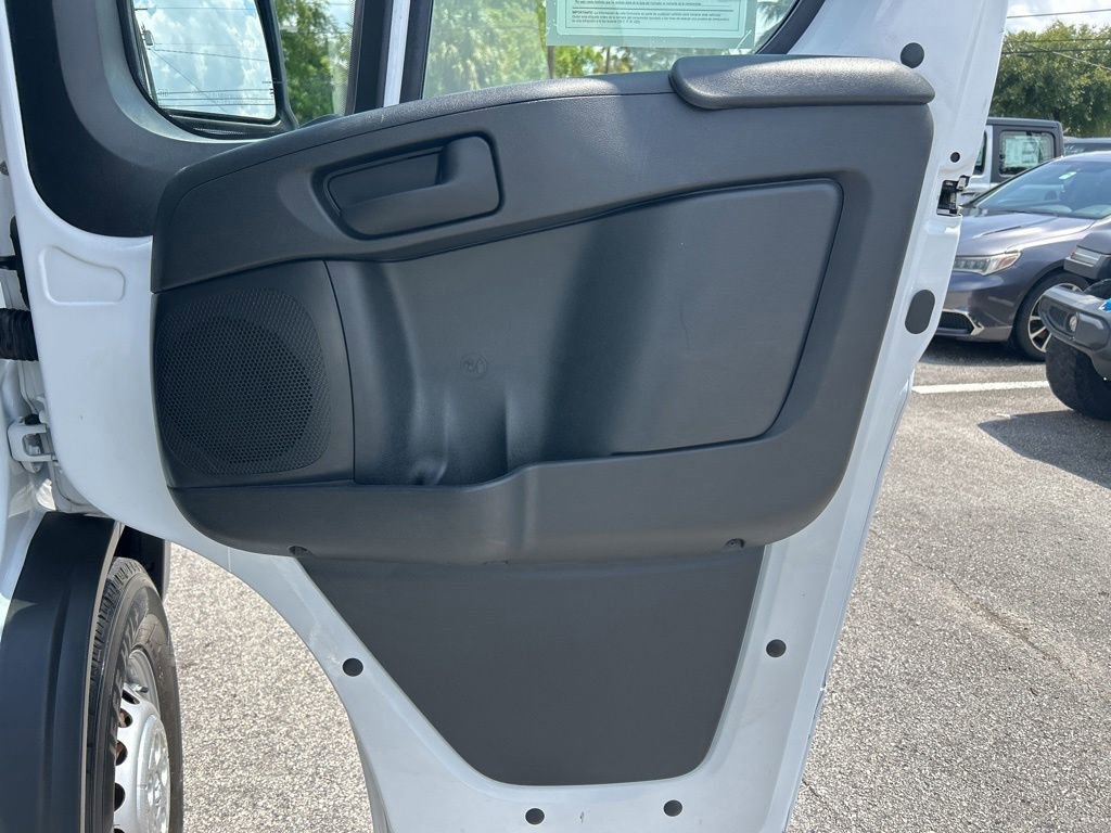 Used 2025 RAM ProMaster 2500 w/ Convenience Group FWD image 24