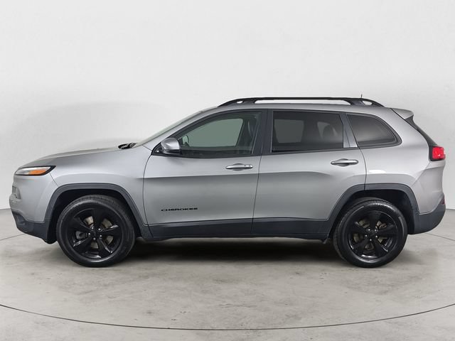 Used 2017 Jeep Cherokee High Altitude AWD/4WD image 8