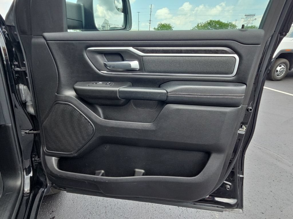 Used 2023 RAM 1500 Big Horn AWD/4WD image 18