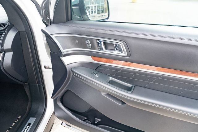 Used 2019 Ford Explorer Platinum AWD/4WD image 47