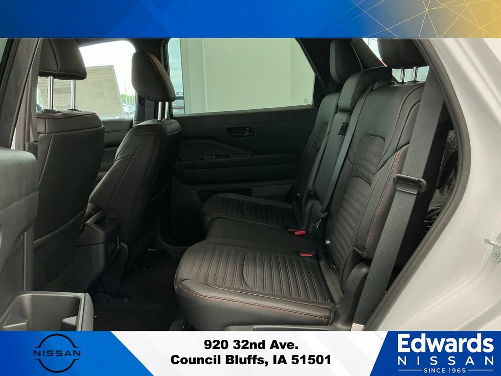 New 2026 Nissan Pathfinder Rock Creek AWD/4WD image 15