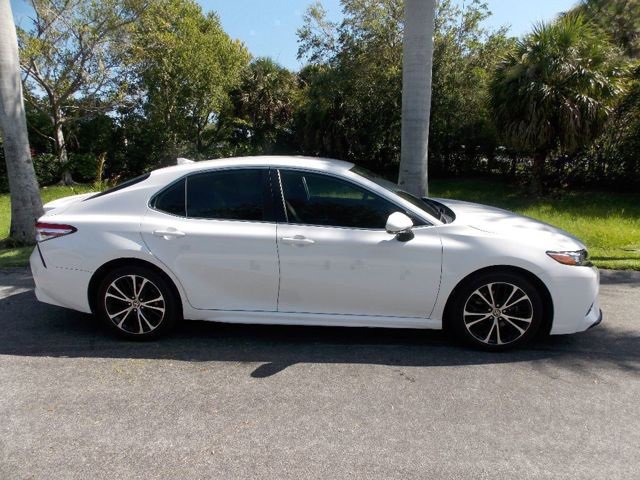 Used 2020 Toyota Camry SE