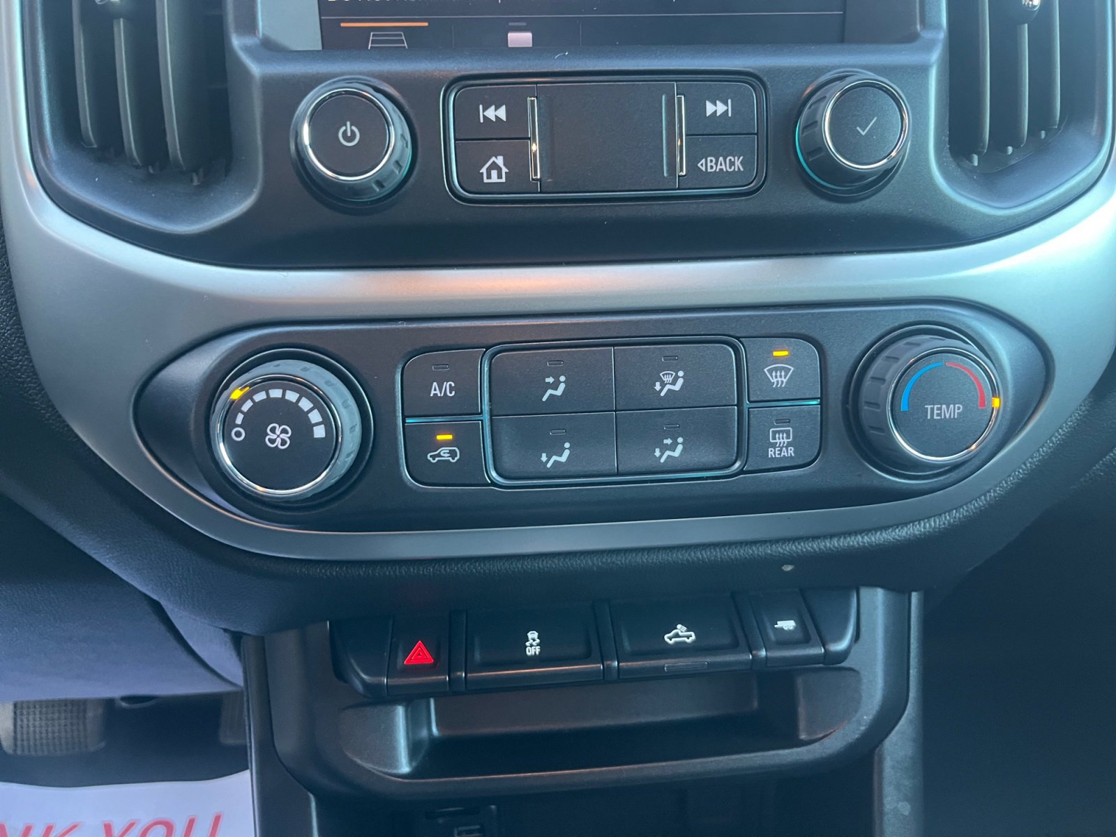 Used 2022 Chevrolet Colorado LT w/ LT Convenience Package image 30