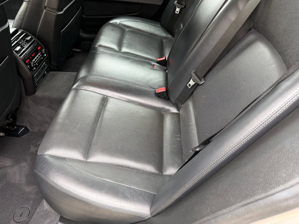 Used 2015 BMW 750i xDrive AWD/4WD image 17