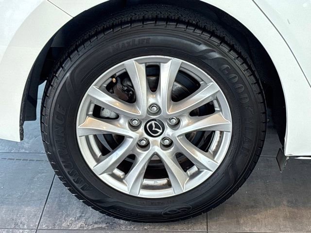 Used 2015 MAZDA MAZDA3 i Grand Touring image 38