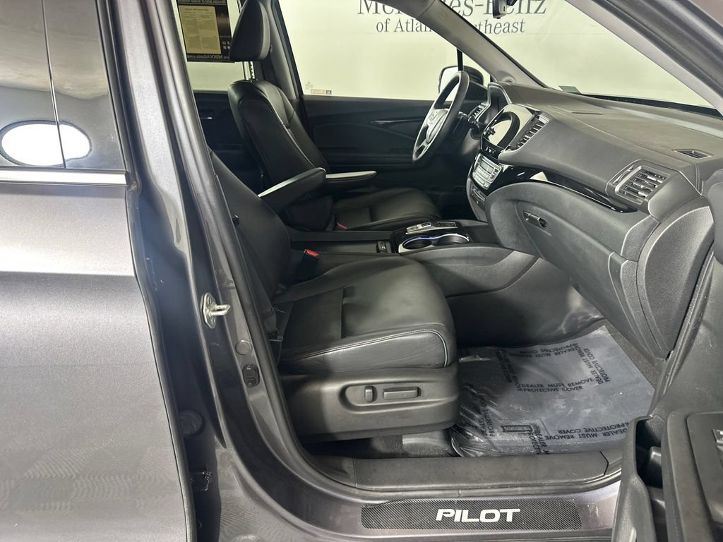 Used 2022 Honda Pilot Touring image 13
