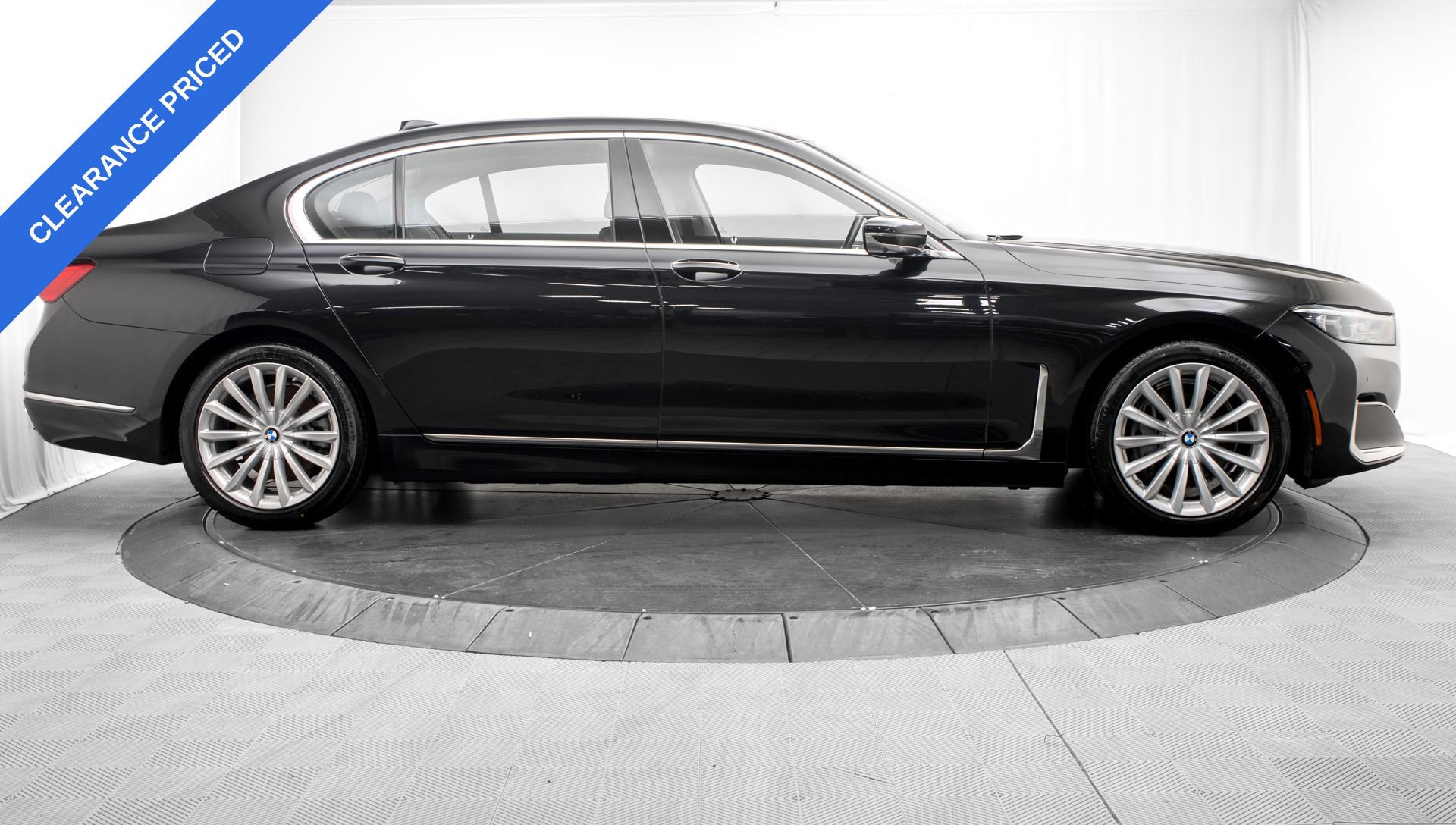 Used 2020 BMW 740i xDrive AWD/4WD image 38