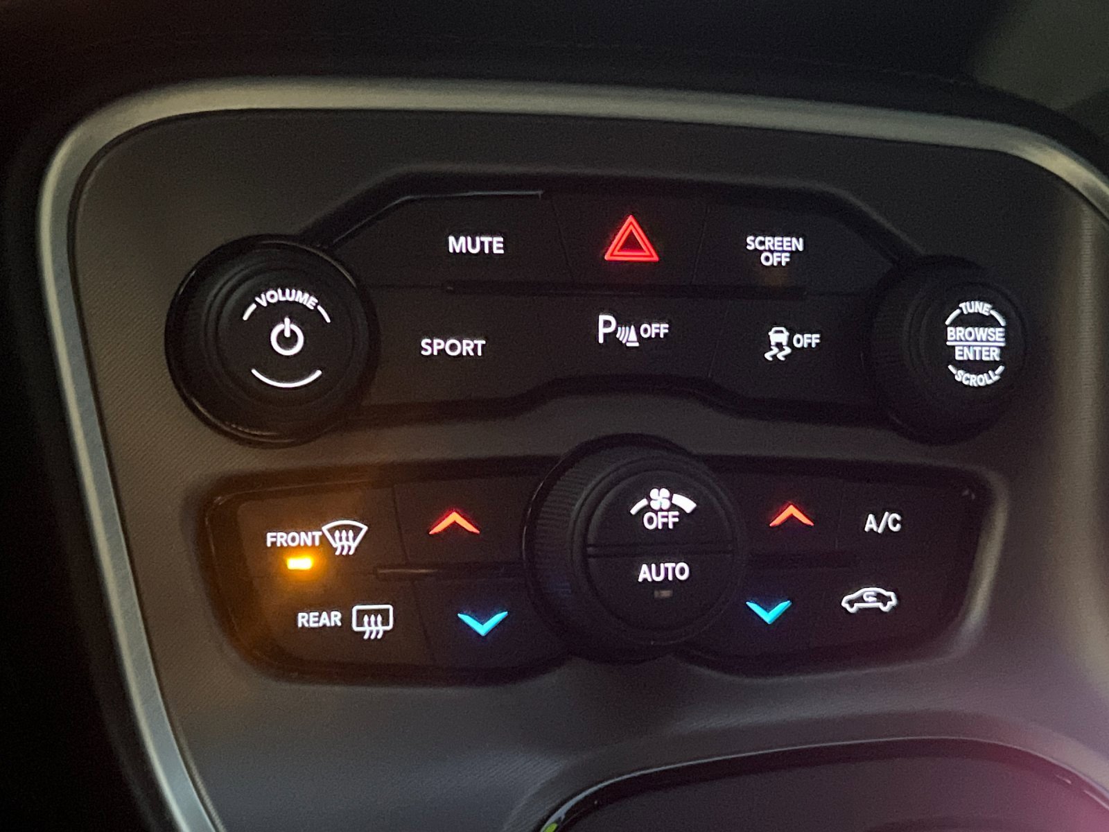 Certified 2022 Dodge Challenger GT image 19