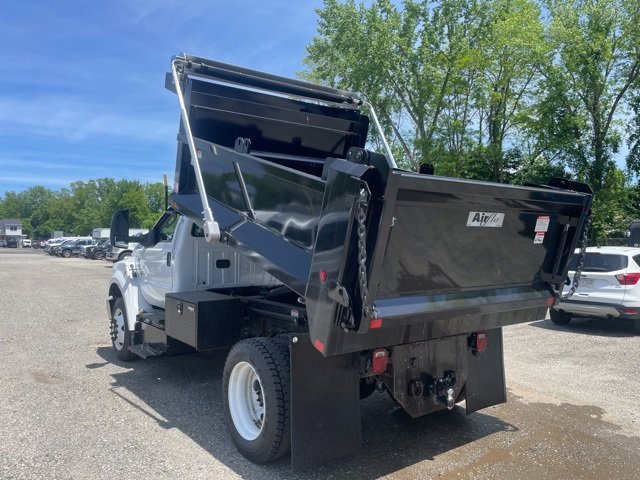 New 2025 Ford F650 2WD Regular Cab Super Duty image 31