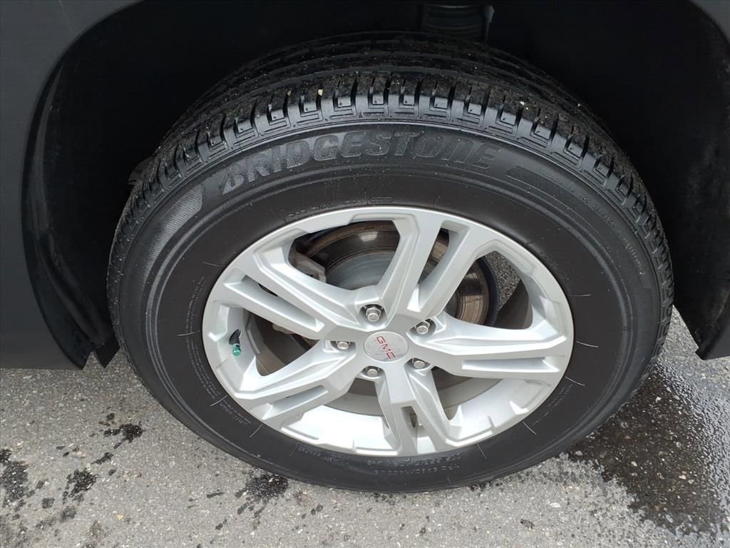 Used 2020 GMC Terrain SLE w/ Driver Convenience Package image 10