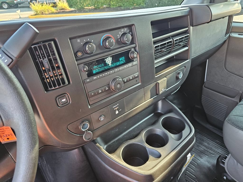 Certified 2025 Chevrolet Express 2500 w/ Driver Convenience Package RWD image 28