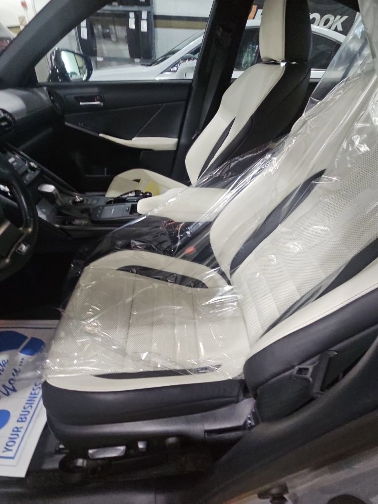 Used 2023 Lexus IS 350 F Sport w/ Navigation Package RWD image 2