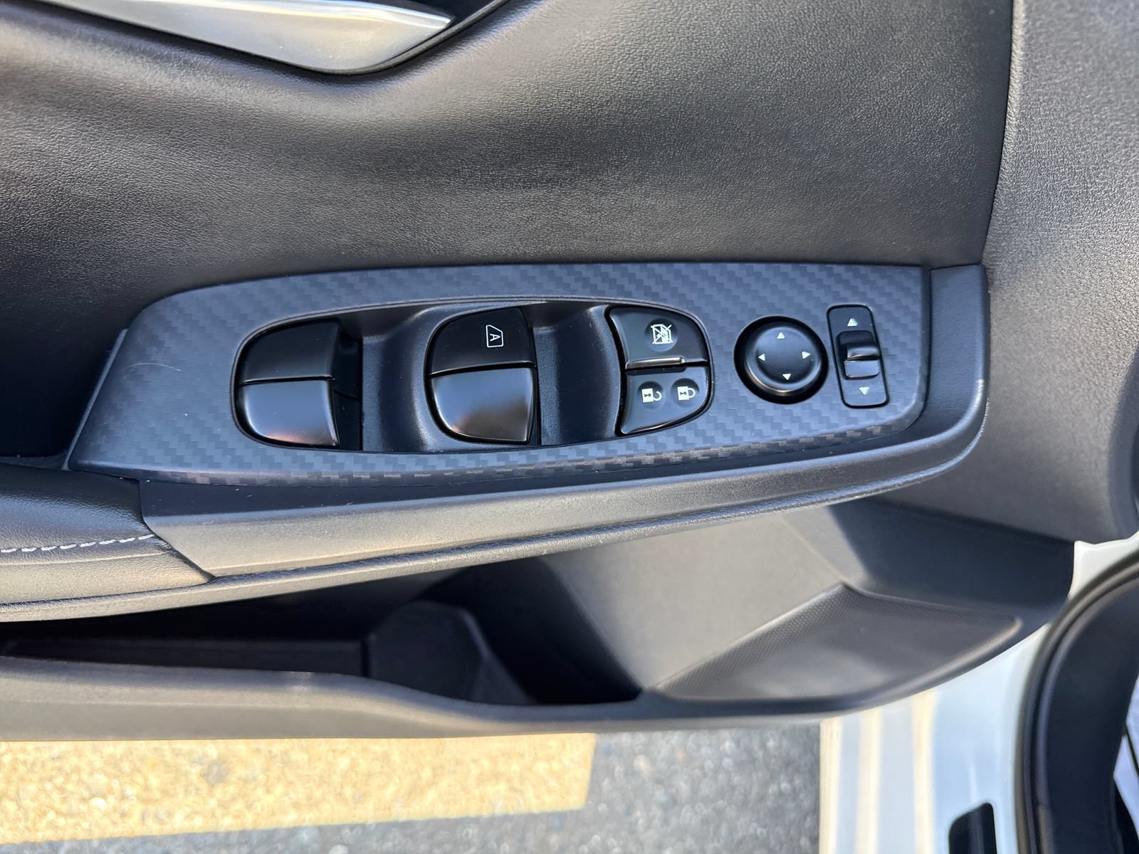 Used 2021 Nissan Sentra SV FWD image 11