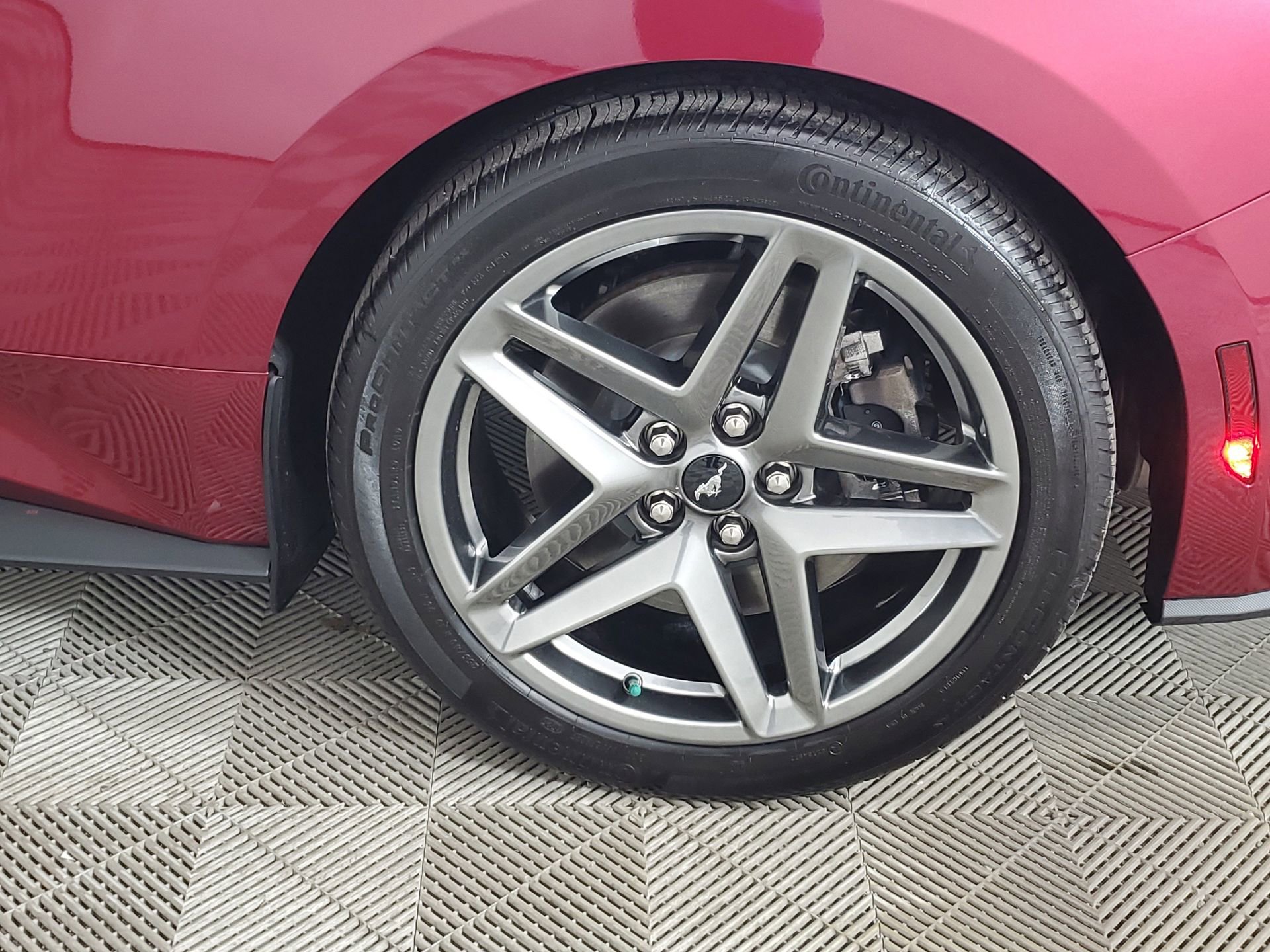 Used 2025 Ford Mustang GT Premium image 18