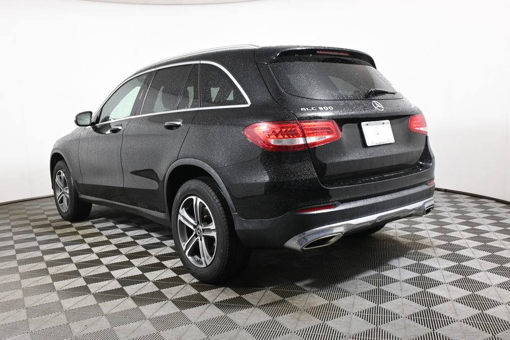 Used 2018 Mercedes-Benz GLC 300 4MATIC image 5