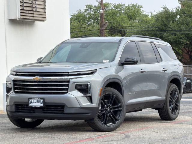 New 2026 Chevrolet Traverse LT w/ Driver Confidence Package FWD image 2