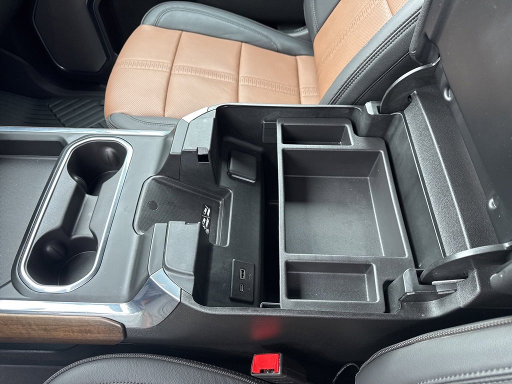 Used 2024 Chevrolet Silverado 2500 High Country w/ High Country Premium Package image 47