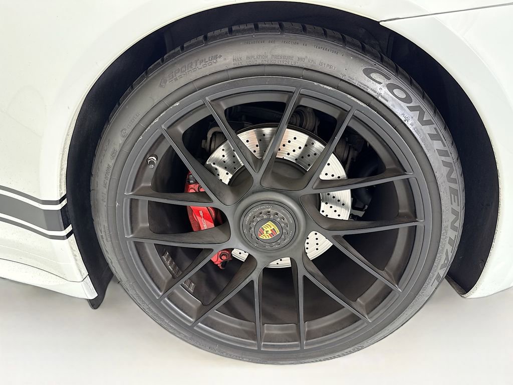 Used 2019 Porsche 911 Targa 4 GTS AWD/4WD image 34