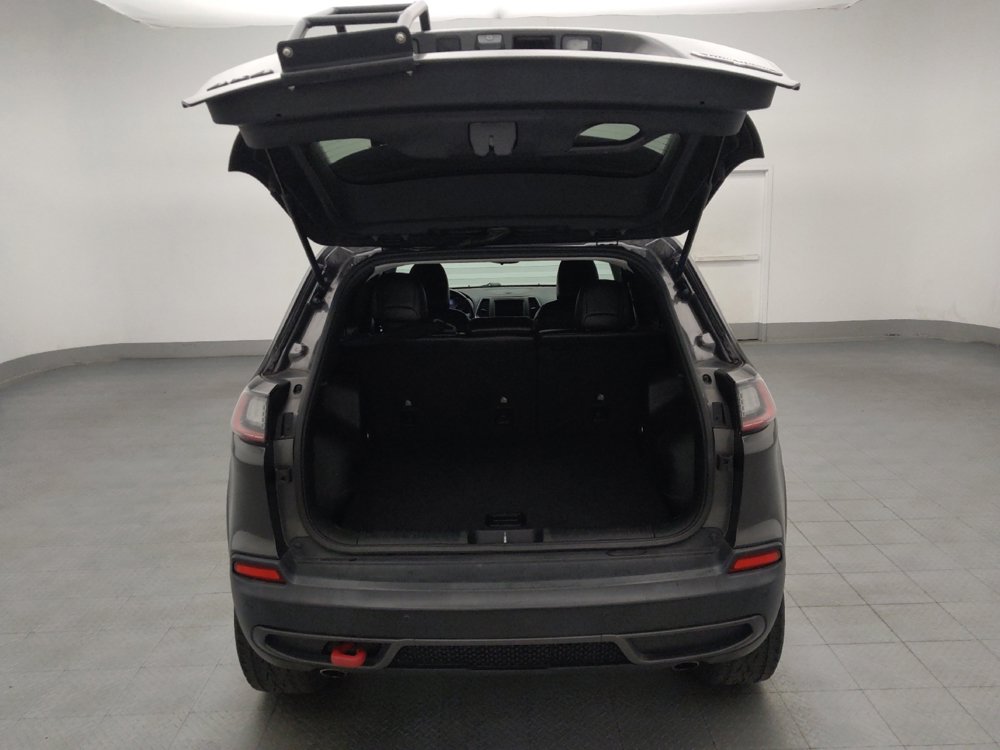 Used 2020 Jeep Cherokee Trailhawk AWD/4WD image 29