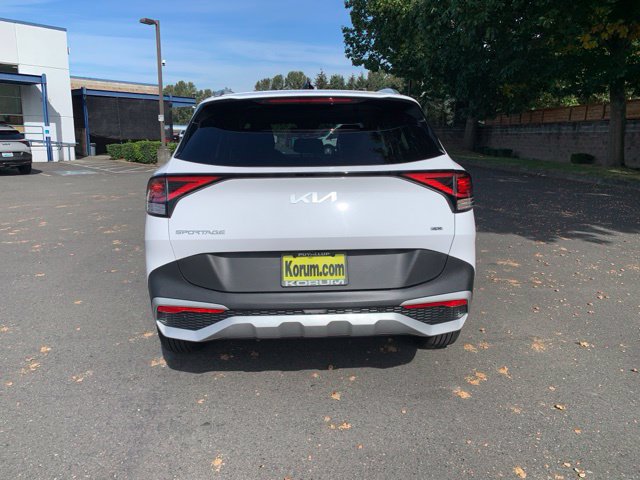 Used 2024 Kia Sportage EX AWD/4WD image 4
