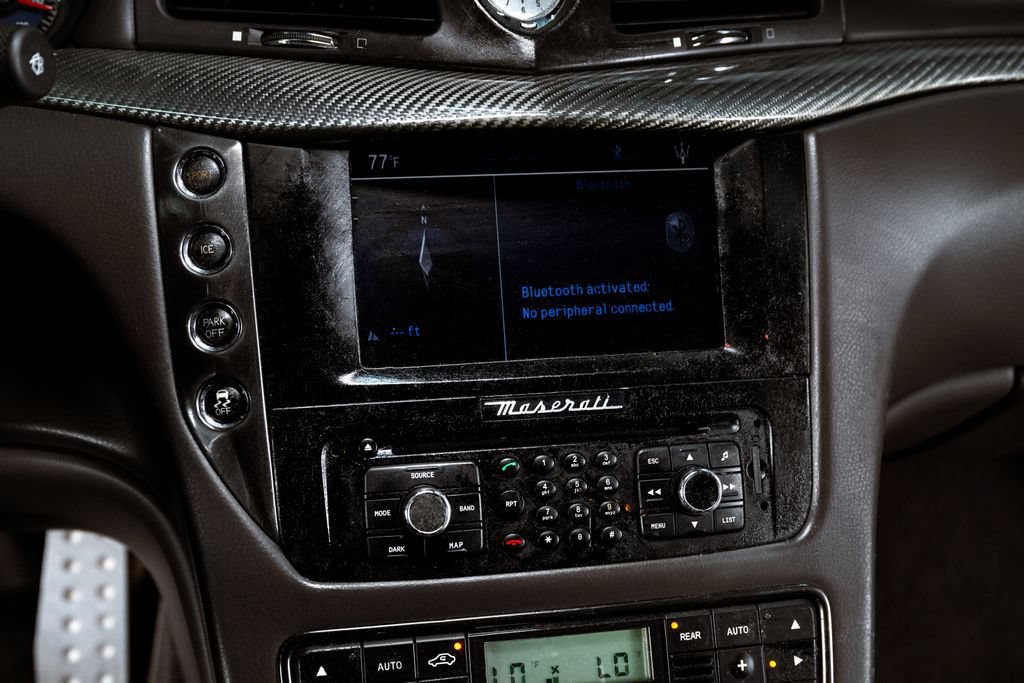Used 2013 Maserati GranTurismo Sport RWD image 18